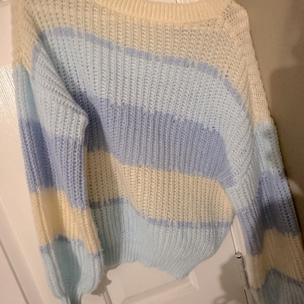 Amazon sweater size medium